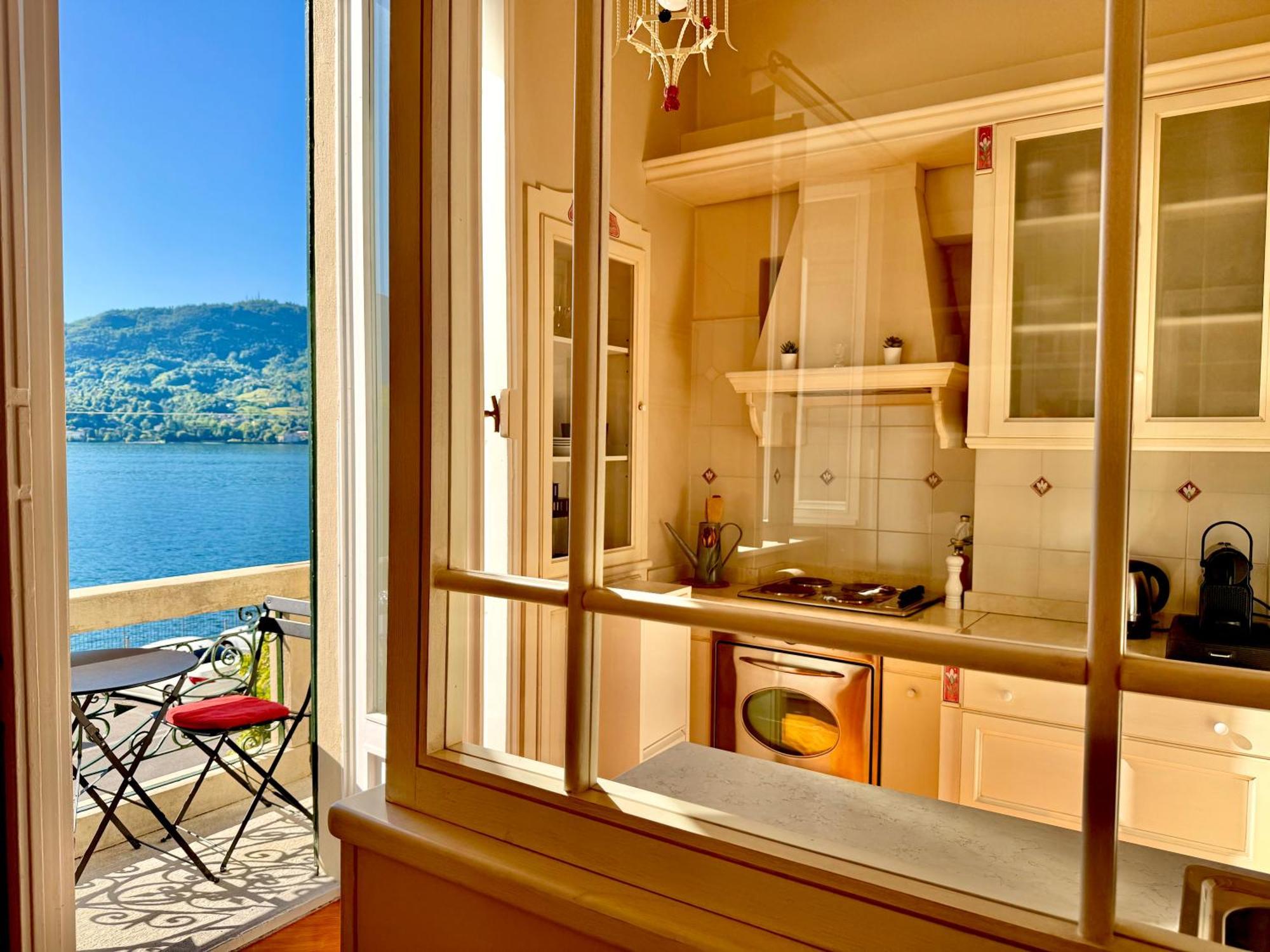 Belle Ile Lake View Suite Cadenabbia Екстер'єр фото
